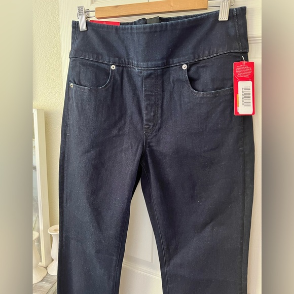 Spanx Signature Waist Slim Boot Dark Wash Jeans Size 29 Back Zip - Picture 3 of 9